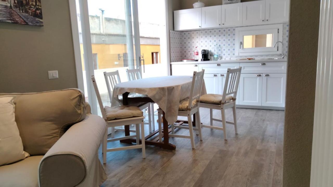 Momhouse - Appartamento - กาญารี ภายนอก รูปภาพ