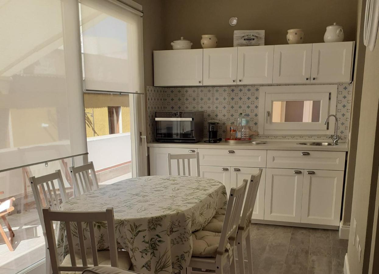 Momhouse - Appartamento - กาญารี ภายนอก รูปภาพ